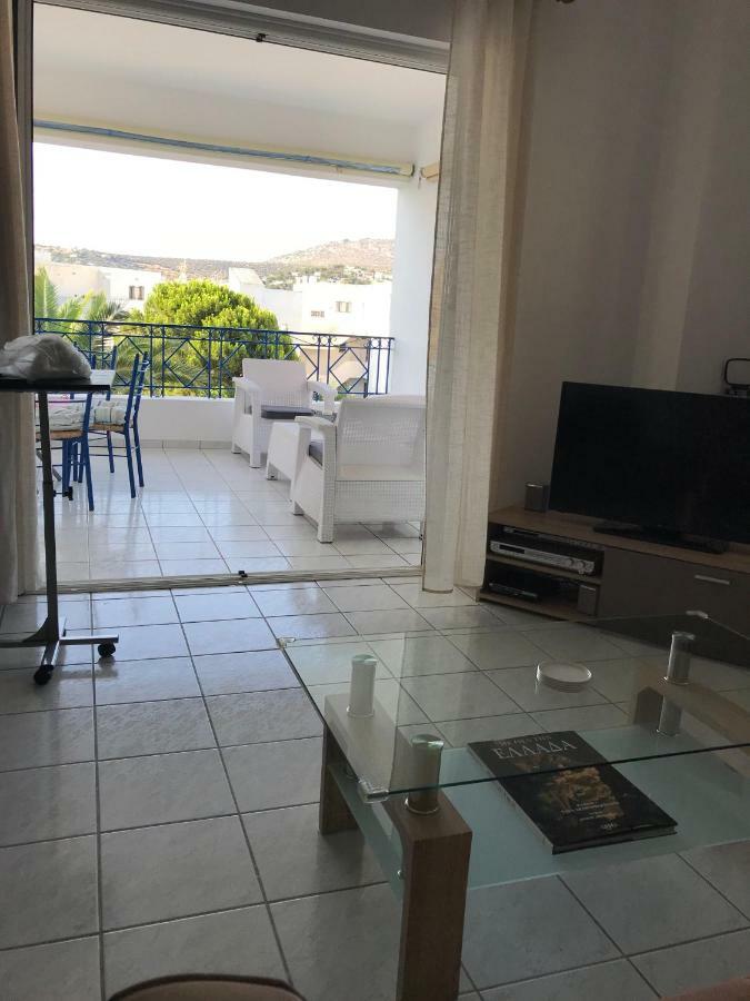 The Swan And The Gull, Porto Rafti Yacht Harbor Apartment Exterior foto